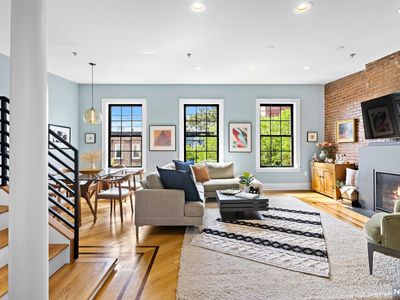 121 Bloomfield St #3, Hoboken, NJ, 07030