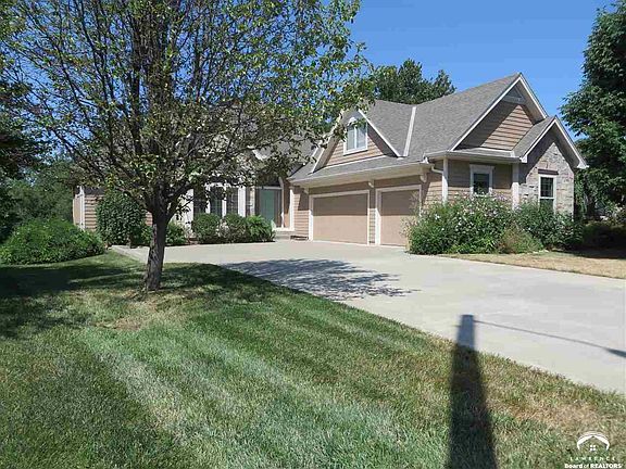 2nd image of 1341 Stonecreek Dr