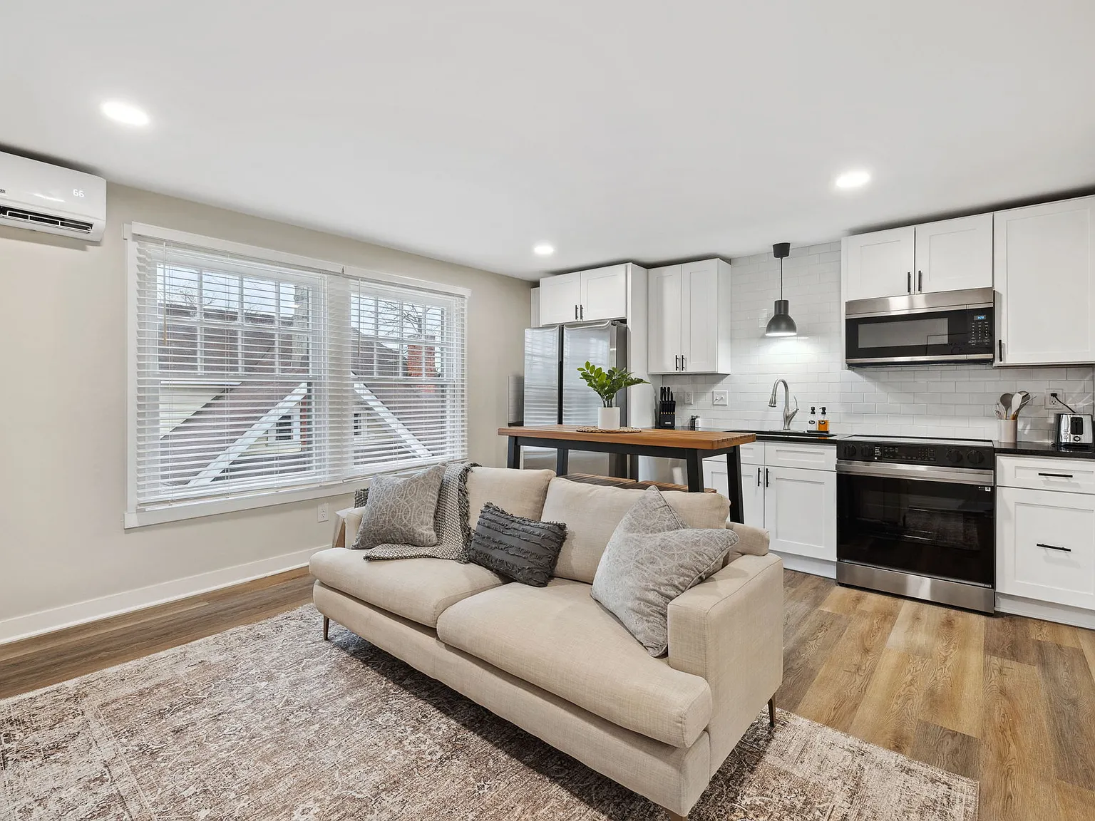 1 bed, 575 sqft, $1,400 — Photo 4