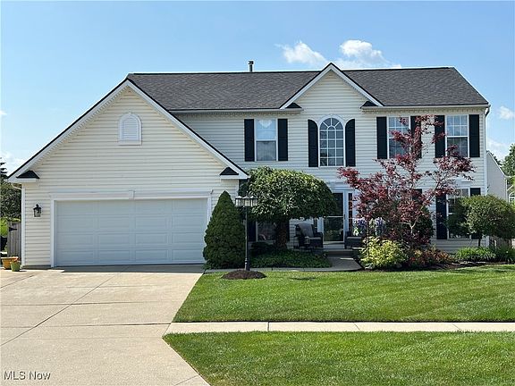 3rd image of 1005 Lonetree Ct