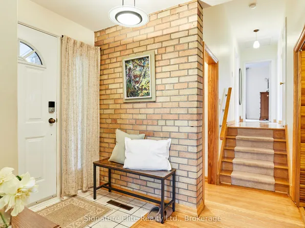 122 Haileybury Dr, Toronto, ON M1K 4X5