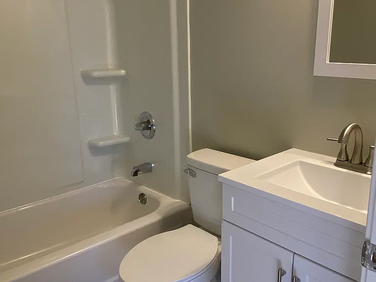 1603 Queens Way #A — Photo 11