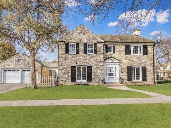 4665 N Ardmore AVENUE, Whitefish Bay, WI 53211