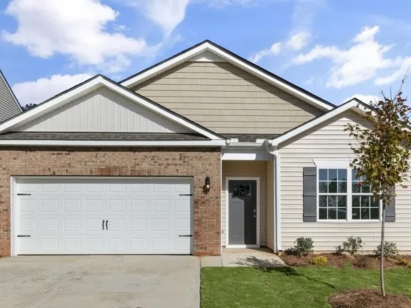 130 Black Creek Dr, Lillington, NC 27546