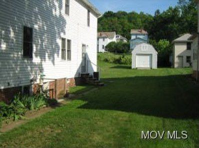 2nd image of 331 Oakwood Ave