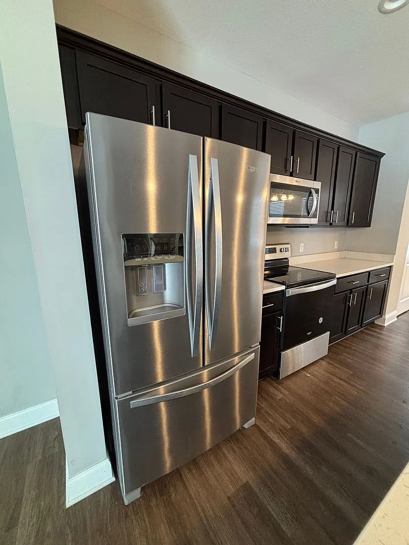 Beautiful 2 Bedroom Townhome in Washington County! — Photo 4