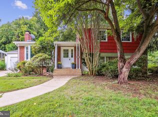 8214 Beech Tree Rd, Bethesda, MD 20817