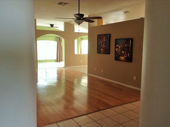 3rd image of 11123 Indian Oaks Dr