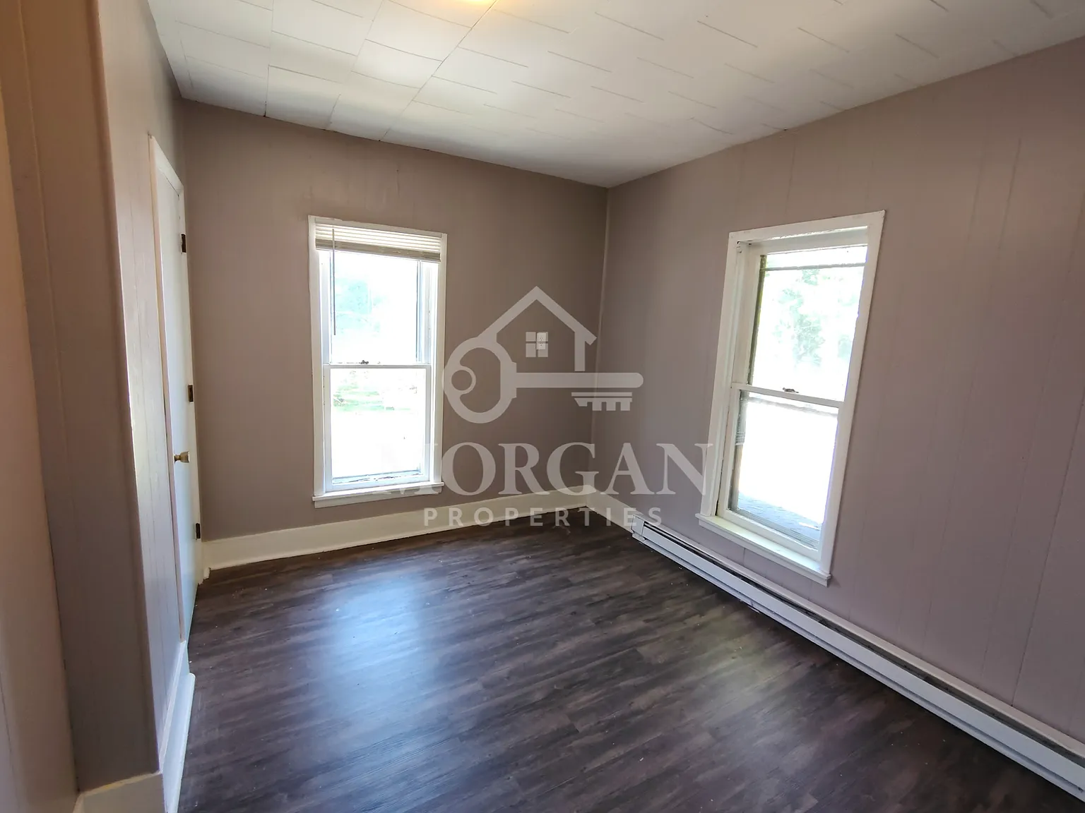 822 1/2 W Howard St Muncie - 1/2 — Photo 4