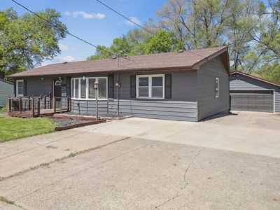 1019 Southdale Dr, Des Moines, IA, 50315