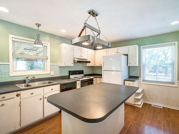 5th image of 5413 Leesville Rd