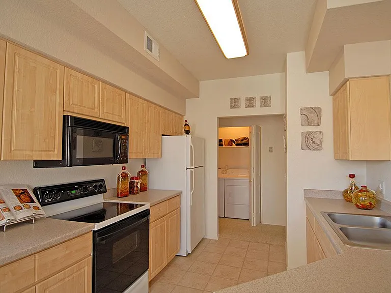 Summerlin Villas — Photo 26