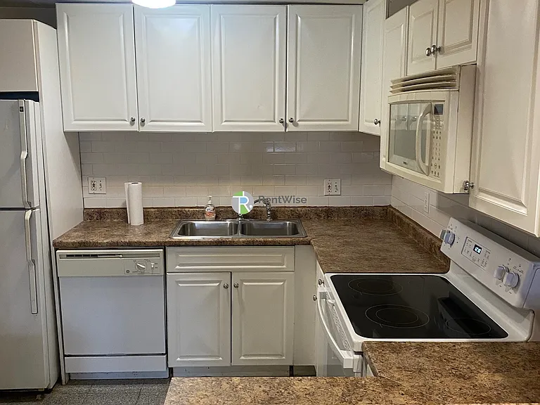 9 Commonwealth Ct #2 — Photo 8