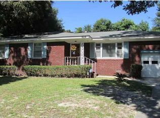 929 Holly Ct, Hanahan, SC 29410