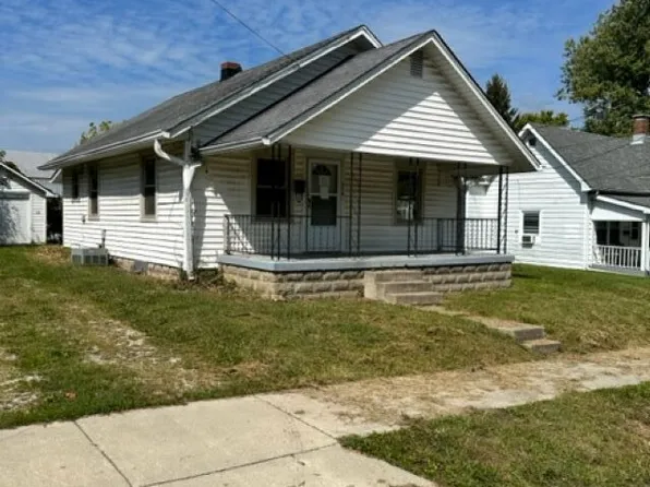 316 N College Ave, Greencastle, IN 46135
