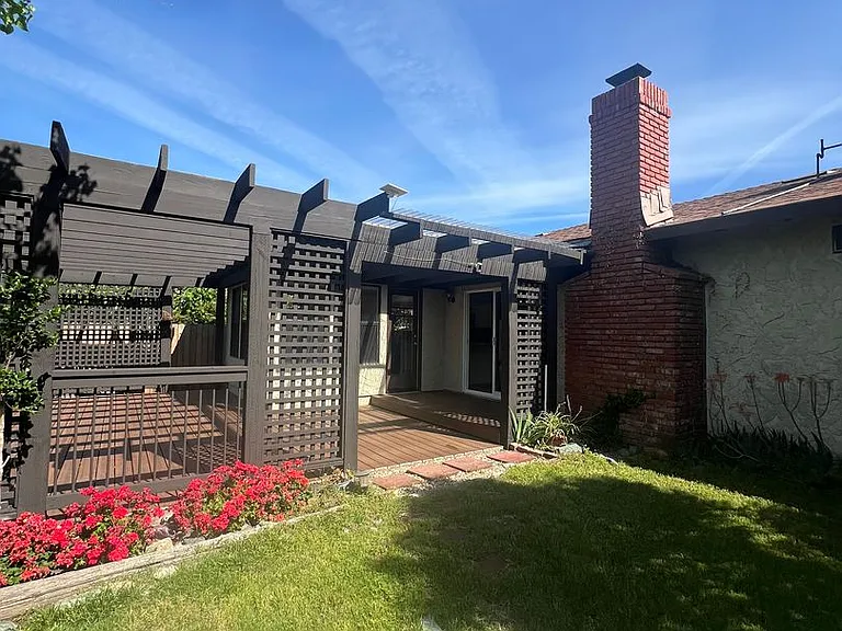 4177 Villa Dr — Photo 45