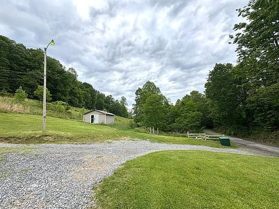 3rd image of 7359 Saturday Rd