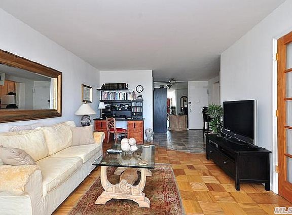 2nd image of 70-25 Yellowstone Blvd #10S