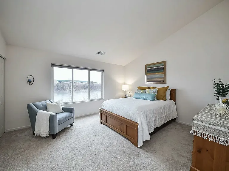 2549 Arcadia Cir — Photo 3