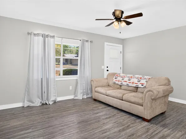 109 Frankens St, Diboll, TX 75941