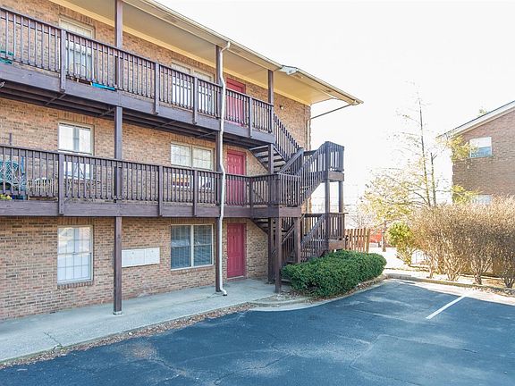 2nd image of 189 Donabrook Ct APT 3