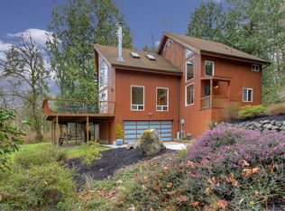 13527 Phelps Rd NE, Bainbridge Island, WA 98110