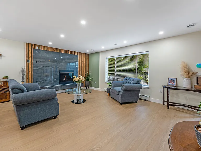 8926 Shepherd Way #UPPER HOUSE — Photo 3