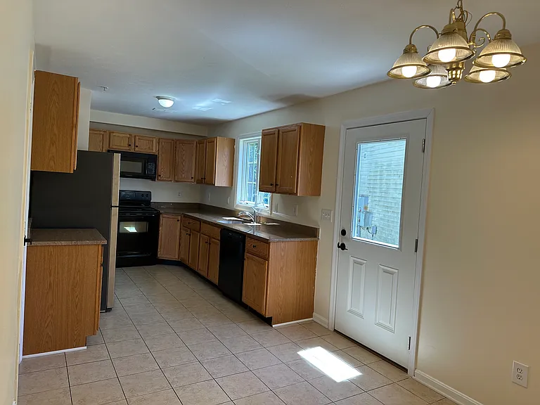 525 Water St #2 — Photo 9
