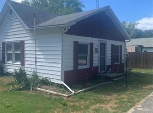 1019 S Chestnut St, Litchfield, IL 62056