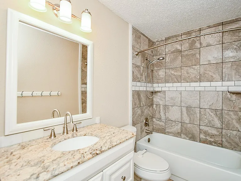 3402 Hidden Creek Dr — Photo 14