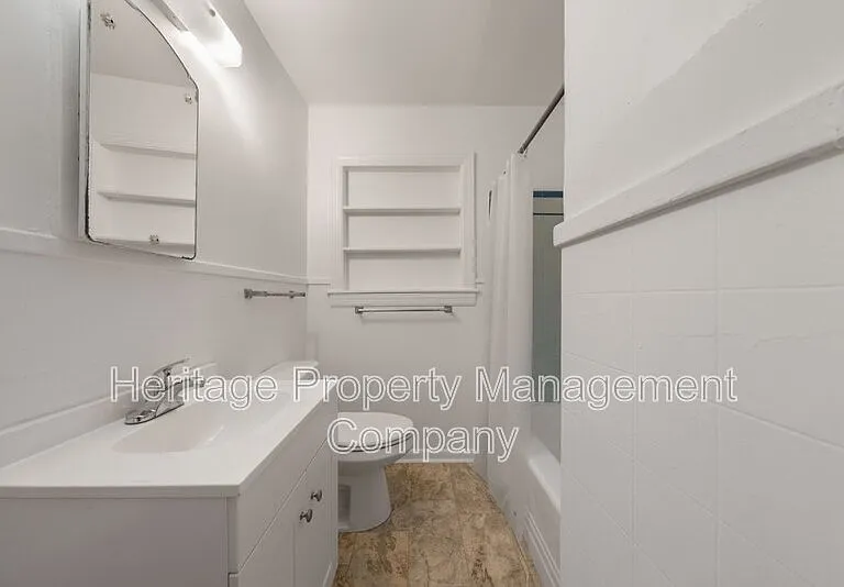 229 Alexander Hamilton Dr #1 — Photo 19