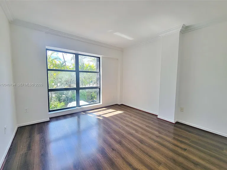 77 Crandon Blvd #2B — Photo 25