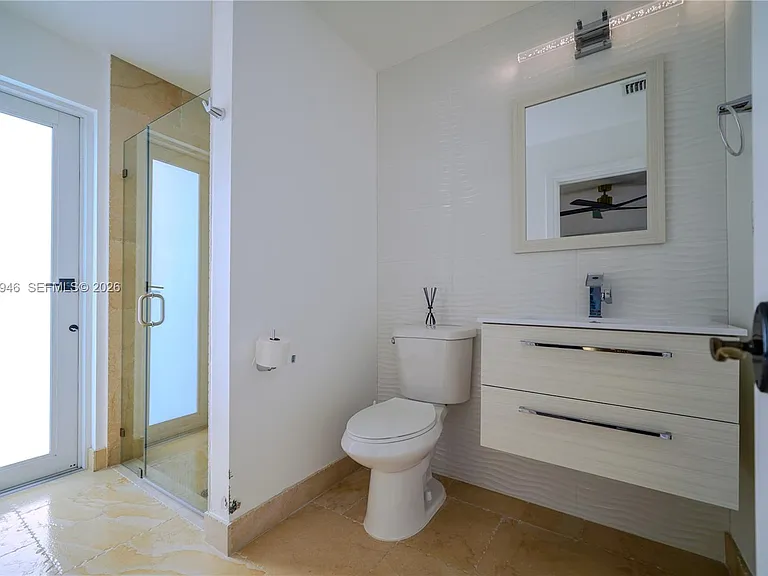 8134 Twin Lake Dr — Photo 13
