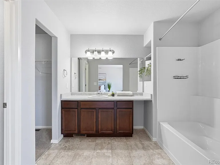 7375 Forest Meadows Ave — Photo 23