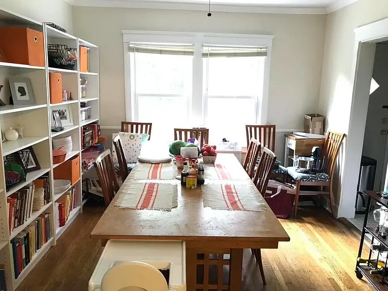1320 S Negley Ave — Photo 2