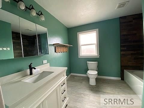 2nd image of 703 N 3800 E