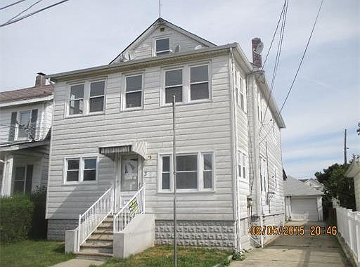 2nd image of 3 Sontag St