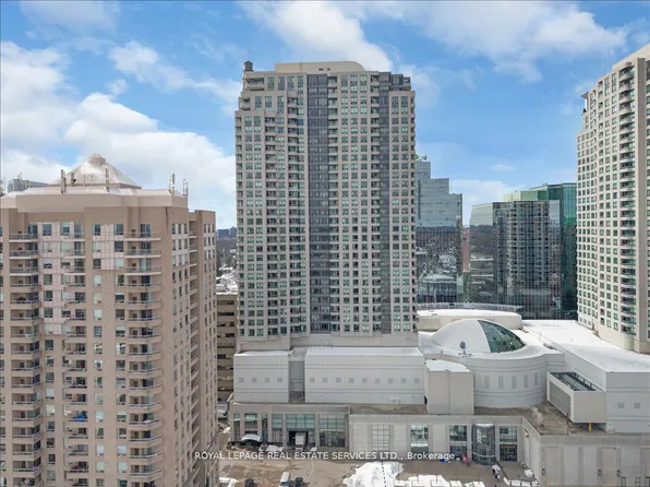 8 Hillcrest Ave #1909, Toronto, ON M2N 6Y6