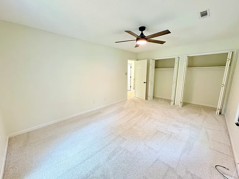105 Shaftsbury Rd — Photo 31