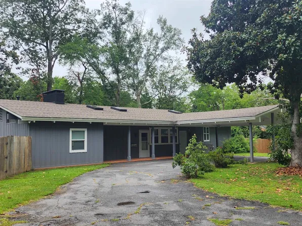 700 W 33rd Ave, Pine Bluff, AR 71603