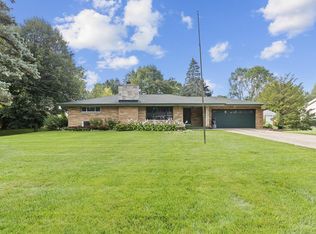 9915 W Margaret Ln, Franklin, WI 53132
