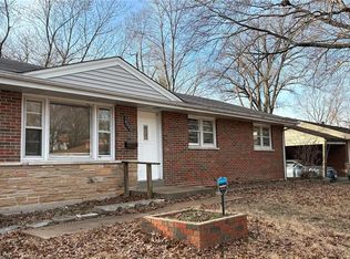 932 Thatcher Ave, Saint Louis, MO