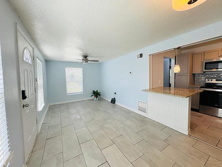 1683 Fricke Ave — Photo 3