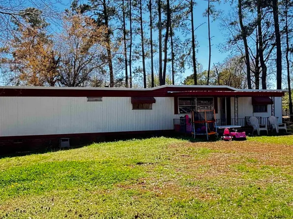 43 Totteridge Dr, Wellford, SC 29385