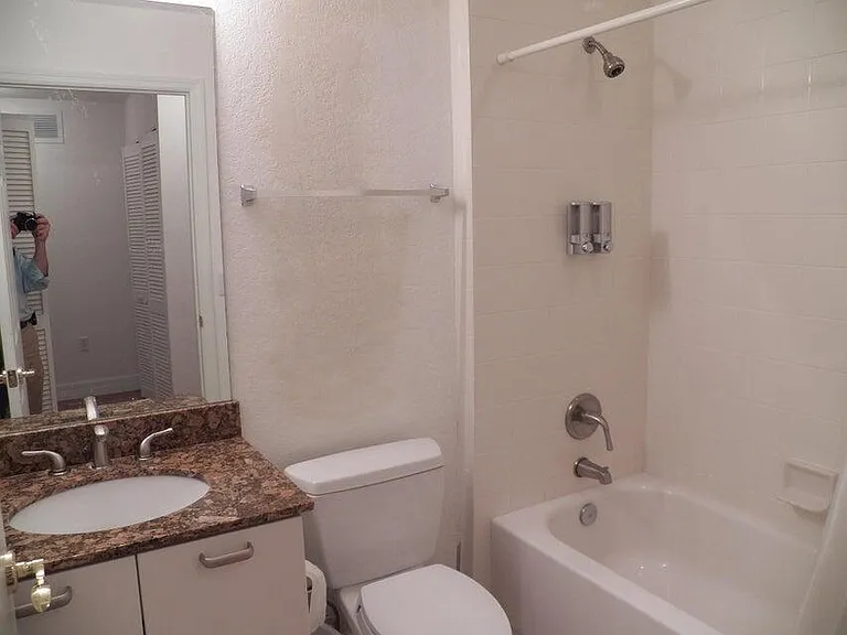 63 SE Palermo Ct #101 — Photo 8