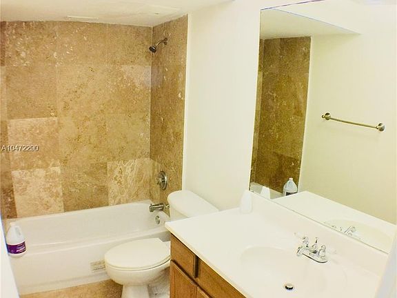 5th image of 11855 NE 19th Dr APT 23