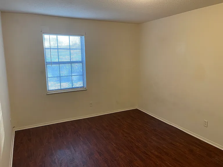 315 Hillcrest St #S — Photo 5