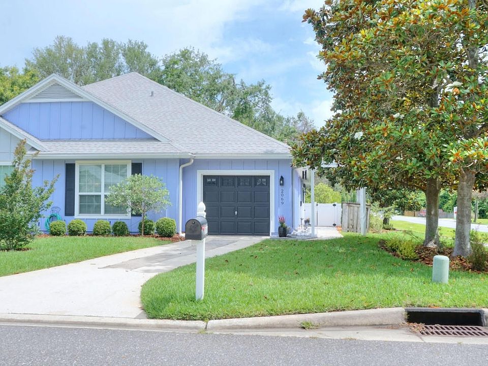 1st image of 2069 Village Ln