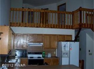 1289 Pine Rdg, Bushkill, PA 18324