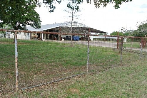 4th image of 7290 Peacock Ln
